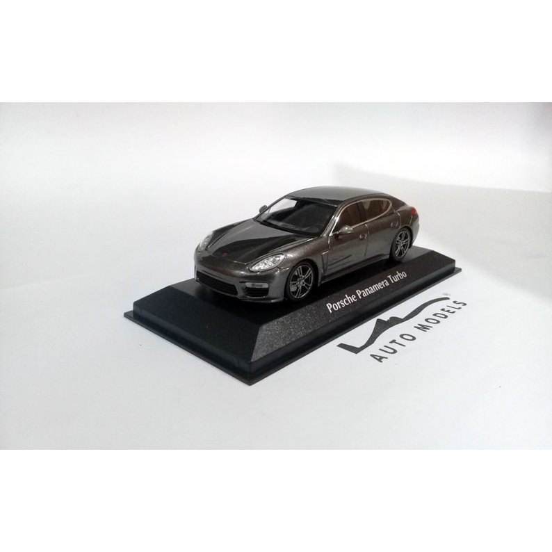 Minichamps Porsche Panamera Turbo S 2013 Grey