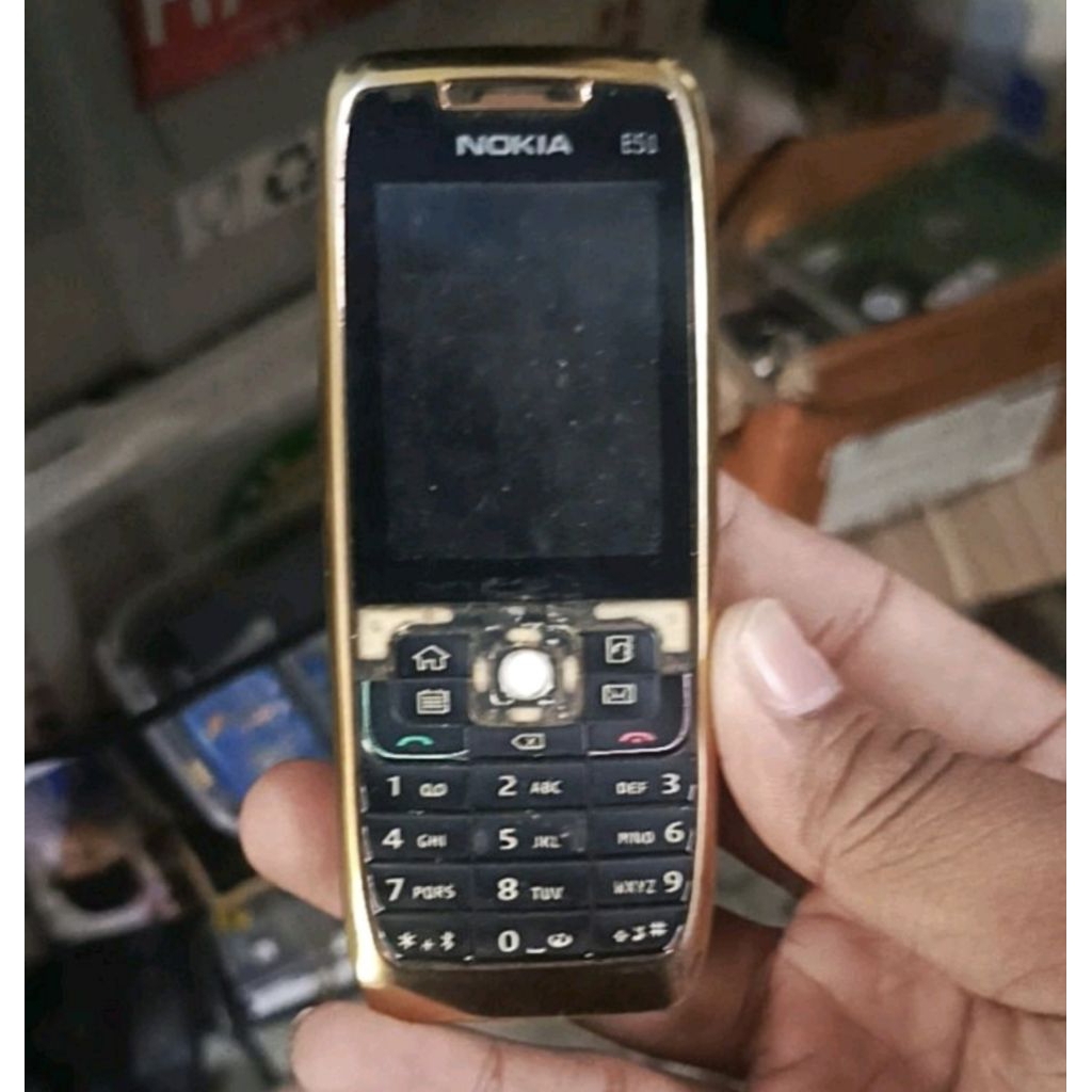 Nokia E51