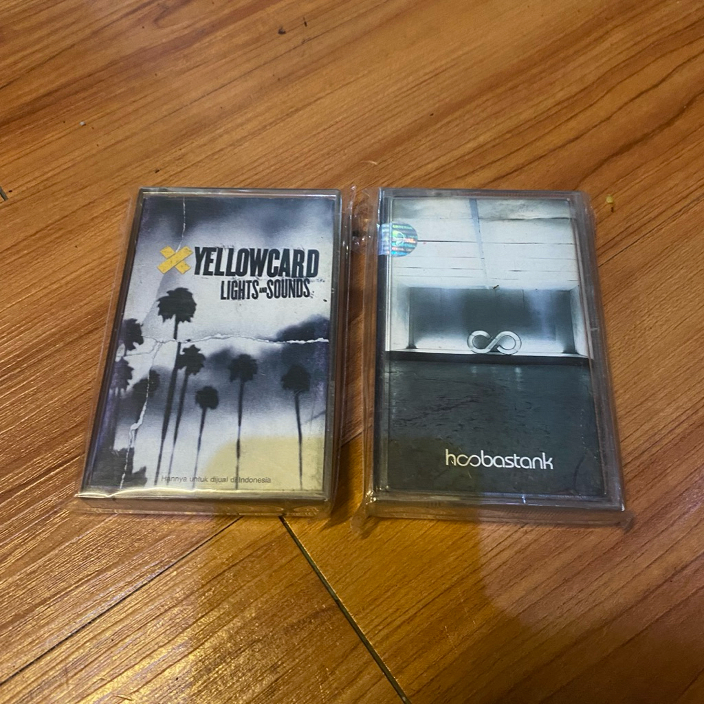 sepaket kaset yellowcard & hoobastank