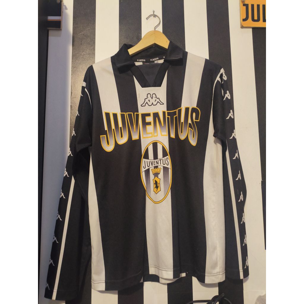 Jersey Training Juventus Vintage 1996/1997 Long Sleeve Original