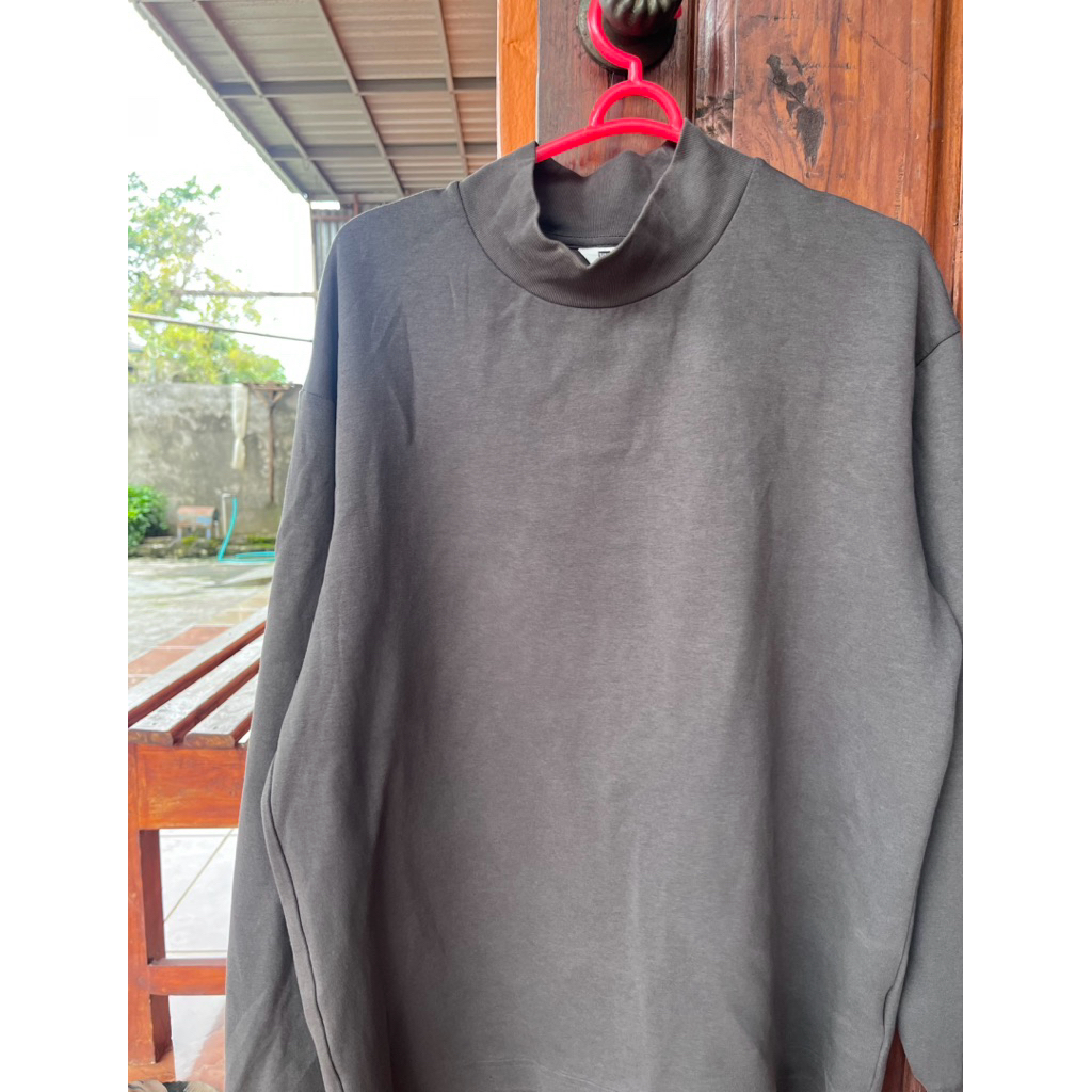 kaos uniqlo original