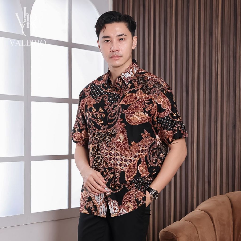 Valerio Batik Pria Lengan Pendek Regular Fit Katun Premium CAKRA