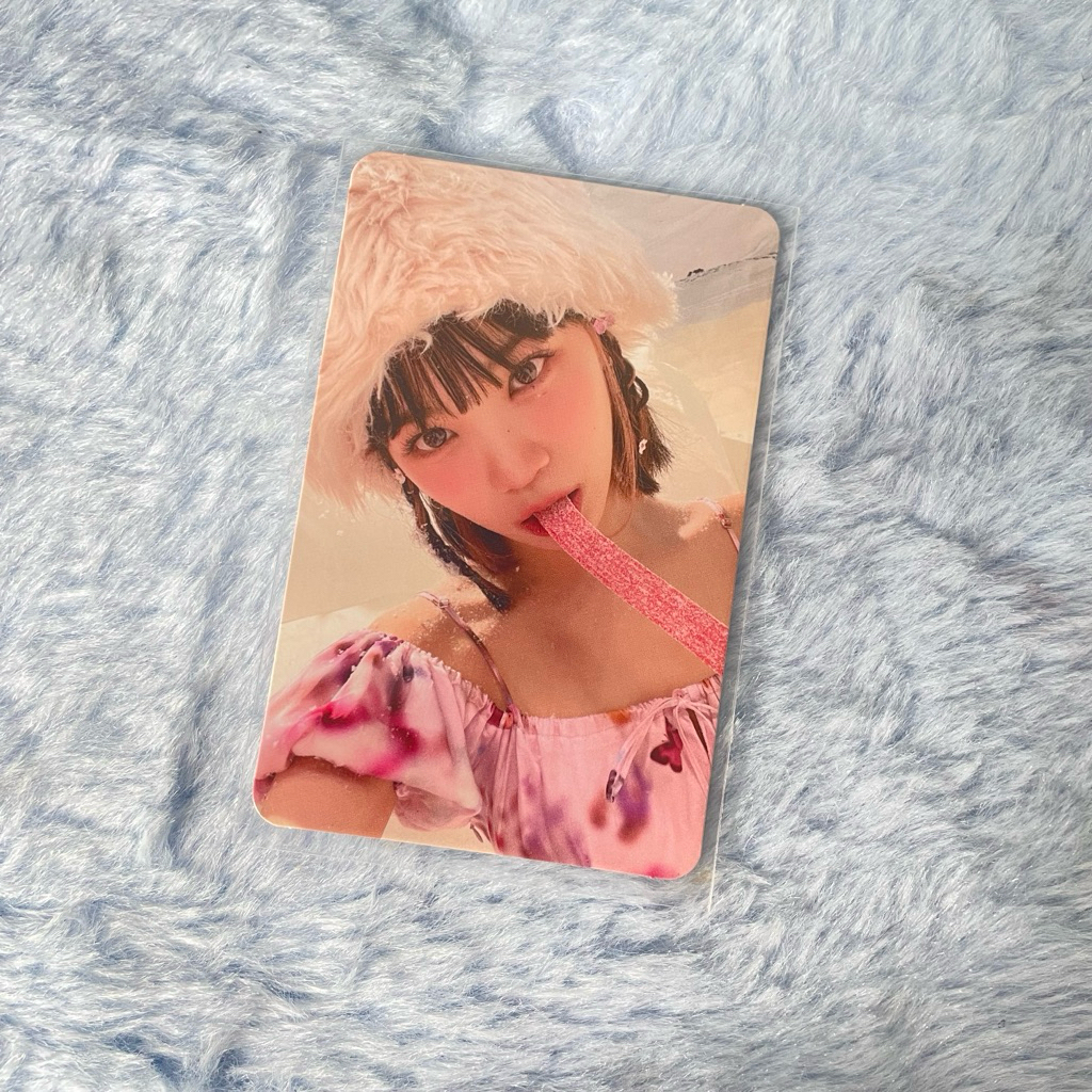 photocard chaewon yupi [BOOKED]