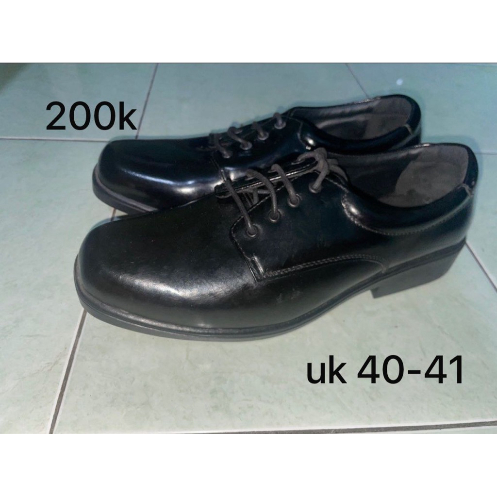 pantofel cowo BARU