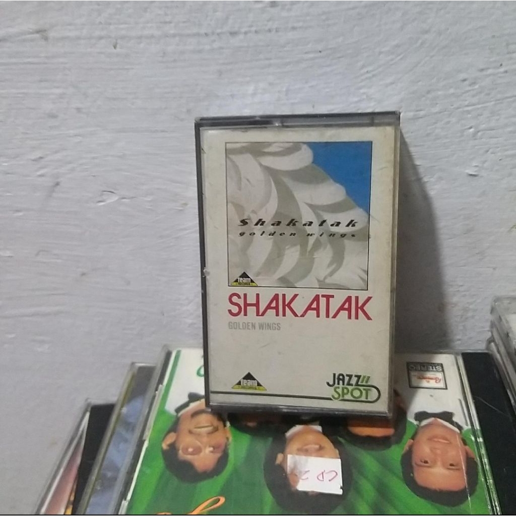 Kaset Pita Shakatak Golden Wings
