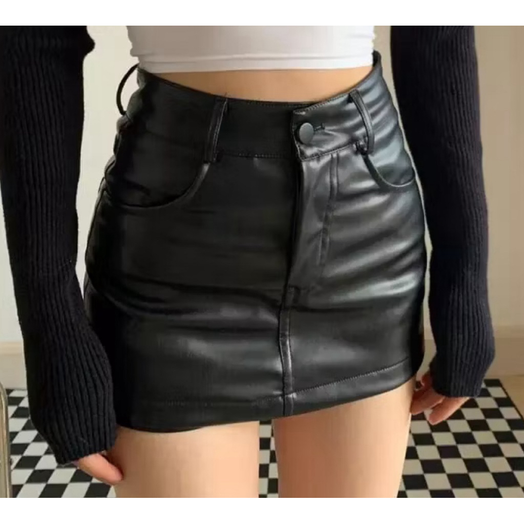 Preloved Rok Celana Kulit Hitam