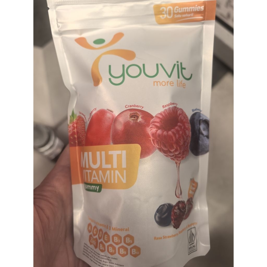 YOUVIT MULTIVITAMIN DEWASA MIX BERRIES. YOUVIT BEAUTI PLUS. YOUVIT GUMMIES. VITAMIN GUMMY