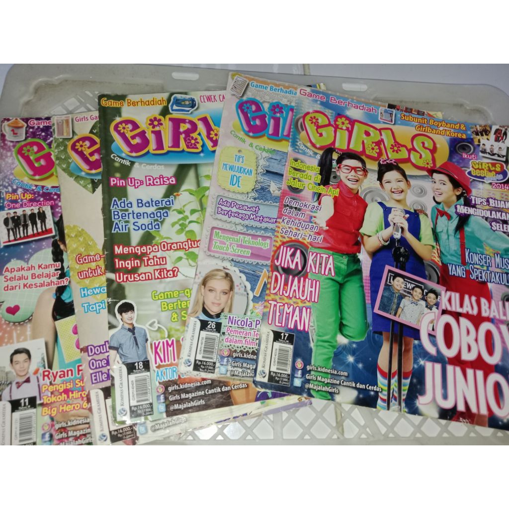 Paket Pilihan Majalah Remaja Girls Lawas.