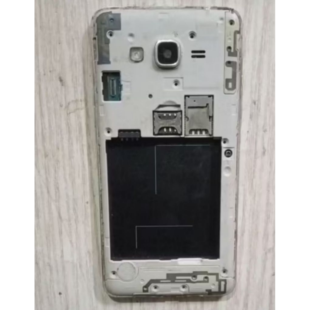 SAMSUNG J2 PRIME MINUS LCD