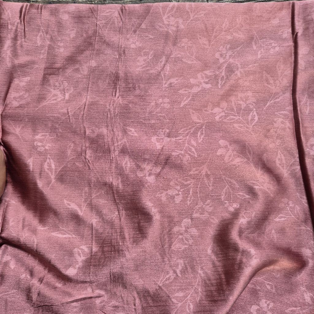 Kain Silk Embos Premium Motif - Kain Silk Embos Garment Motif - Harga Tertera 0,5 Meter