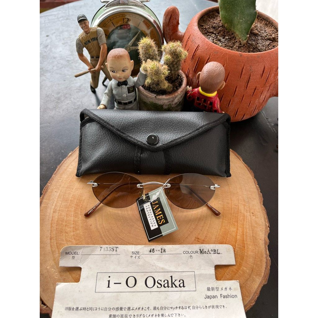 Rimless Glasses 80's Brand: JAMES Made in Italy UV Protection