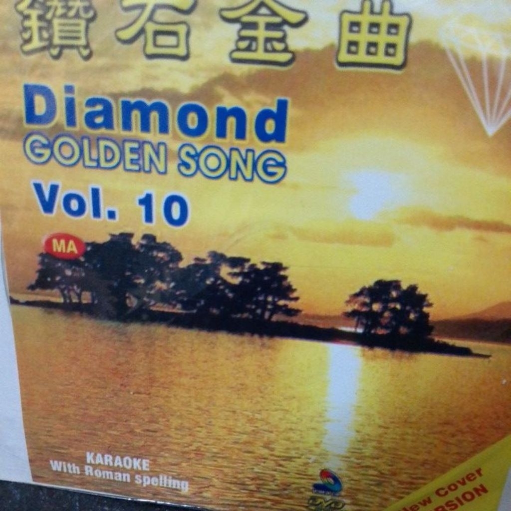 VCD versi Mandarin bisa berkaraoke bersama Diamond golden song vol 10 original
