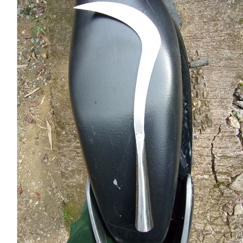 arit pisau rumput baja pir rambanan gagang besi