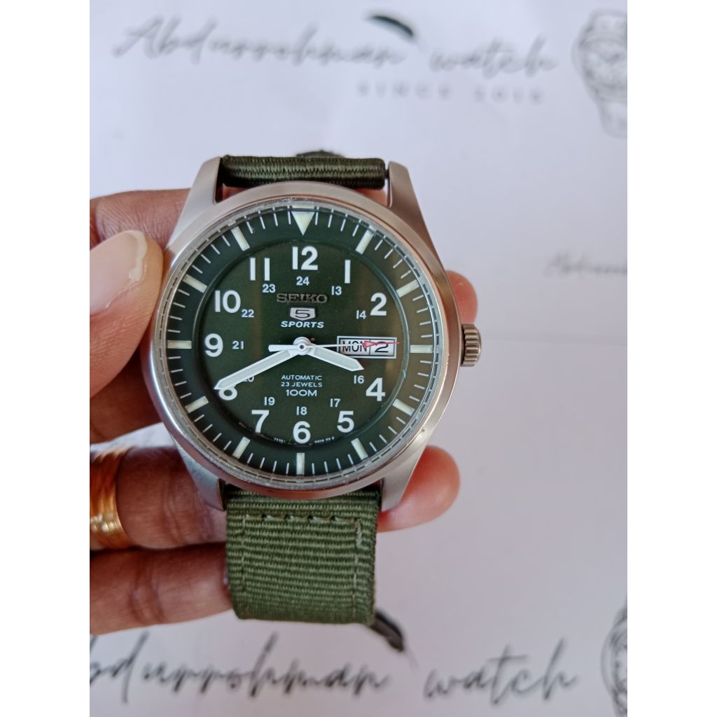 Seiko 5 sport Military SNZG09K1, SNZG07K1 Green army