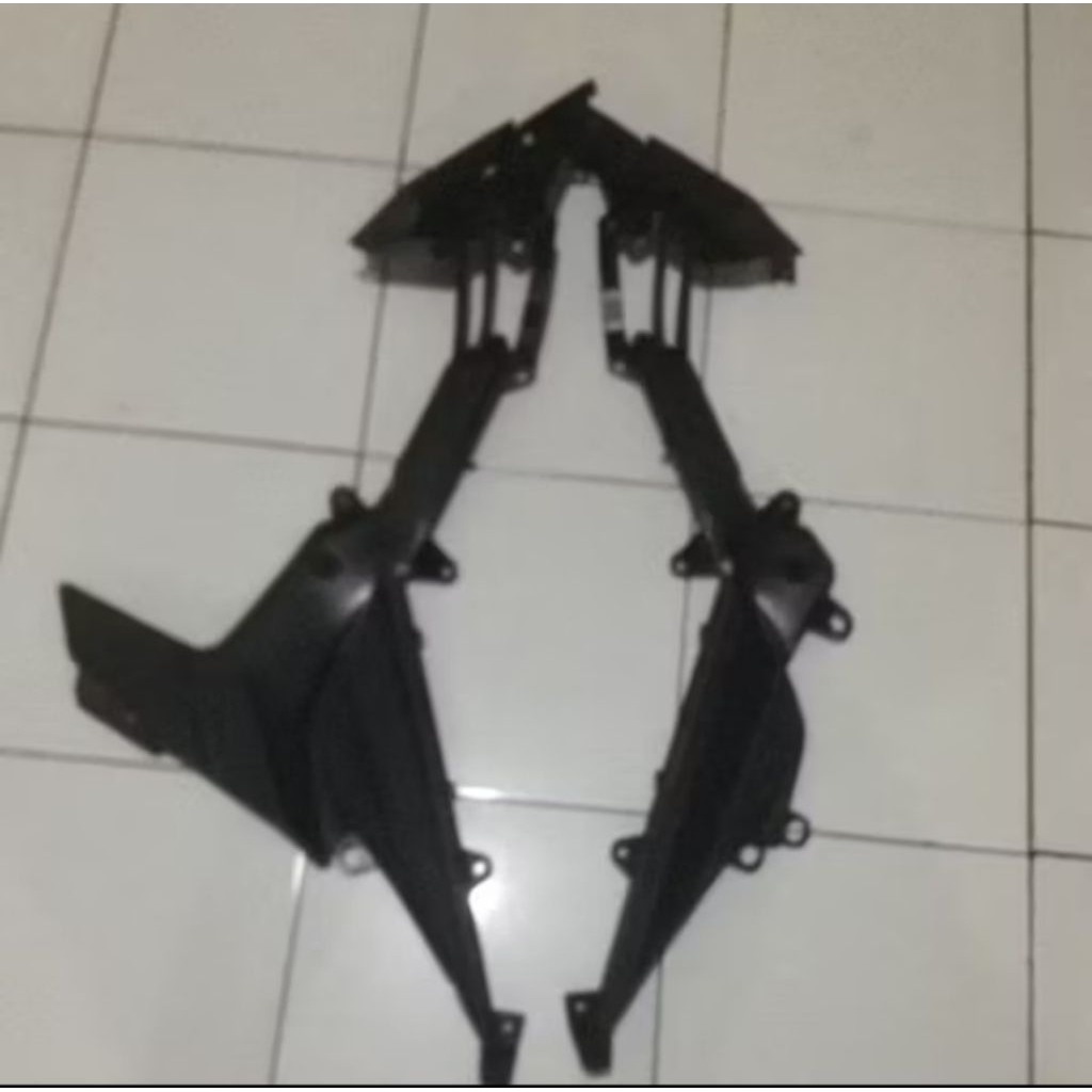 Cover LR Sambungan Body Sayap Depan Honda Sonic 150r K56 / Original Copotan