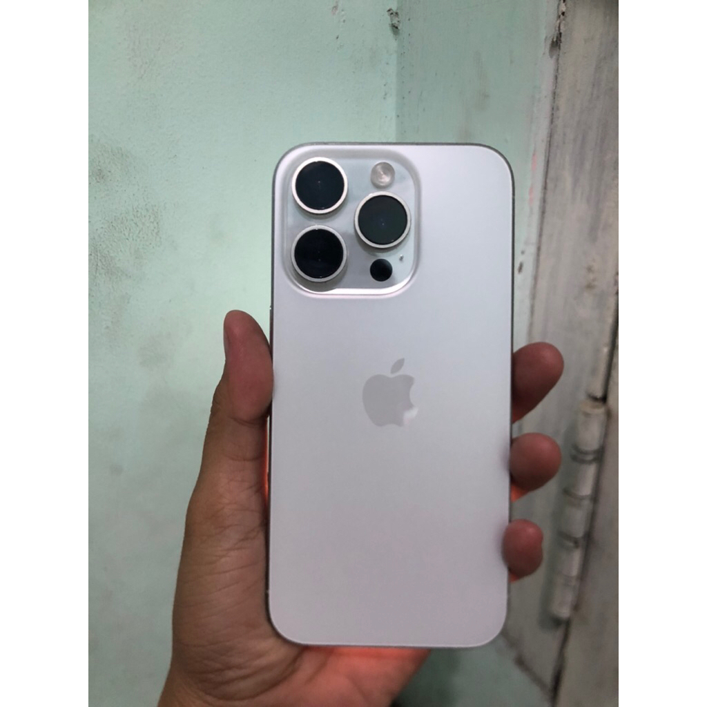 bahan iPhone 15 pro128gb ibox lcd gantian