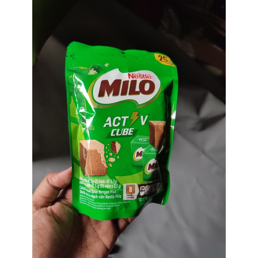 MILO ACTIVE CUBE 67.5gr ISI 25KOTAK permen cokelat unik dan praktis untuk snack cemilan sehat