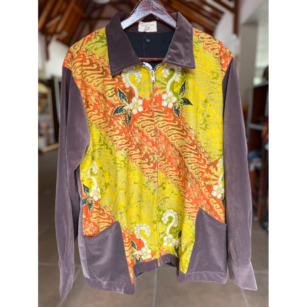 Jaket Beludru Kombinasi Batik Cap Asli Banyuwangi – Outer Batik Wanita Pria Etnik Premium Motif Khas