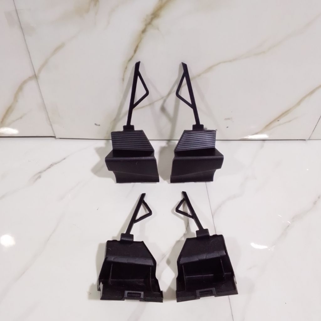 tutup cover bumper depan calya 52712 bz050