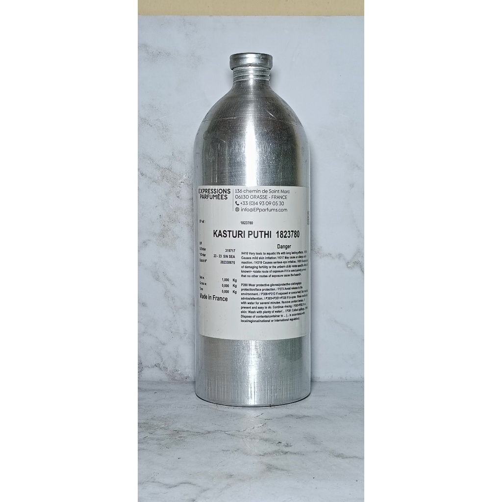 [ 1 KG ] KASTURI PUTIH ( KASTURI PUTIH ) BY EXPRESSIONS PARFUMEES KEMASAN SEGEL KALENG 1KG EP ( ORIG