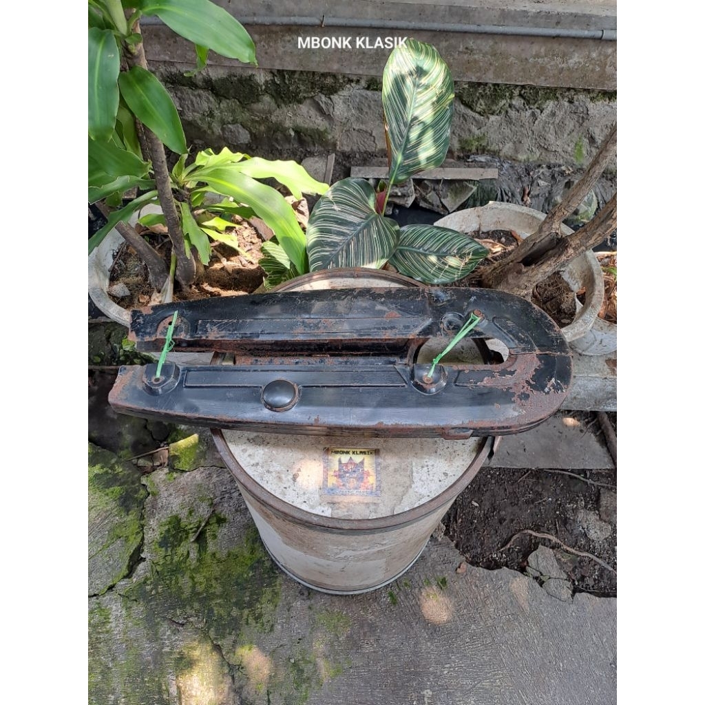 tutup rantai alfa crypton ORIGINAL tutup rantai yamaha alfa crypton ketengkas yamaha alfa crypton