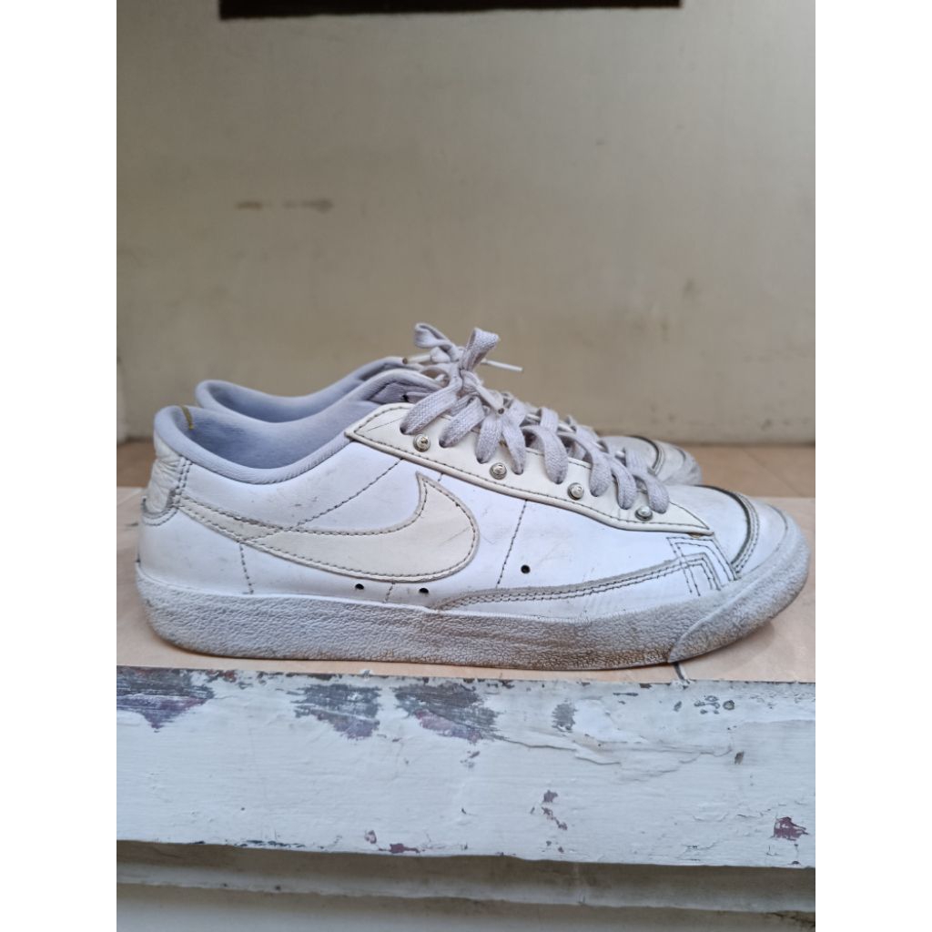NIKE BLAZER WHITE