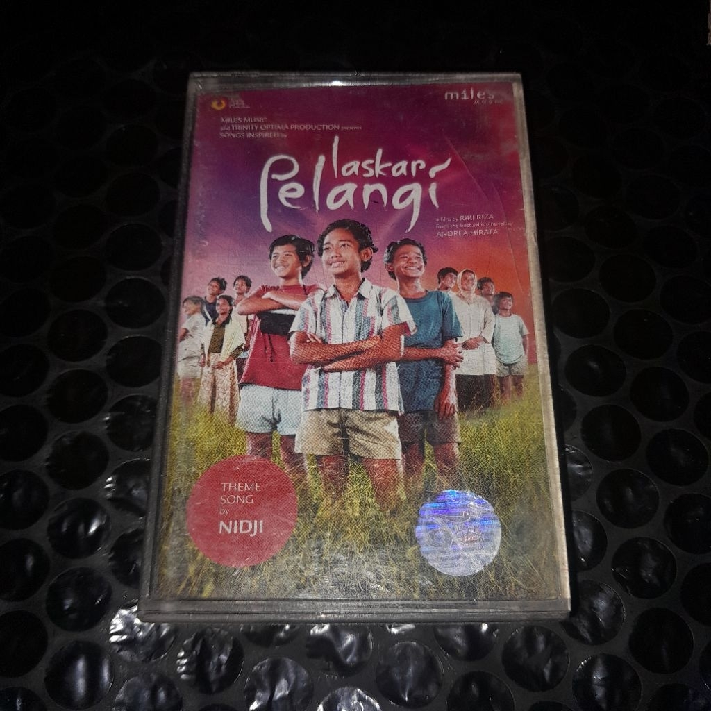 kaset pita laskar pelangi soundtrack