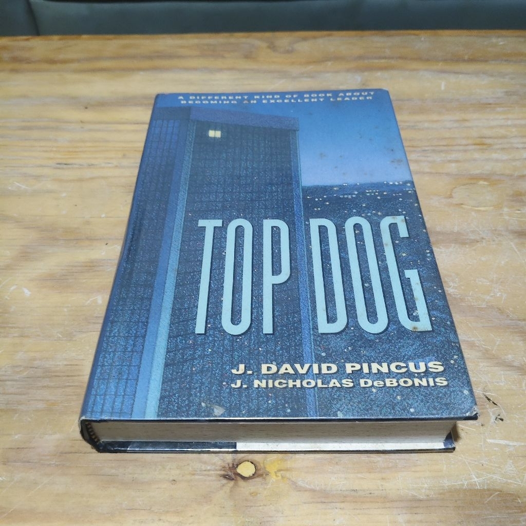 Buku Top Dog Hardcover