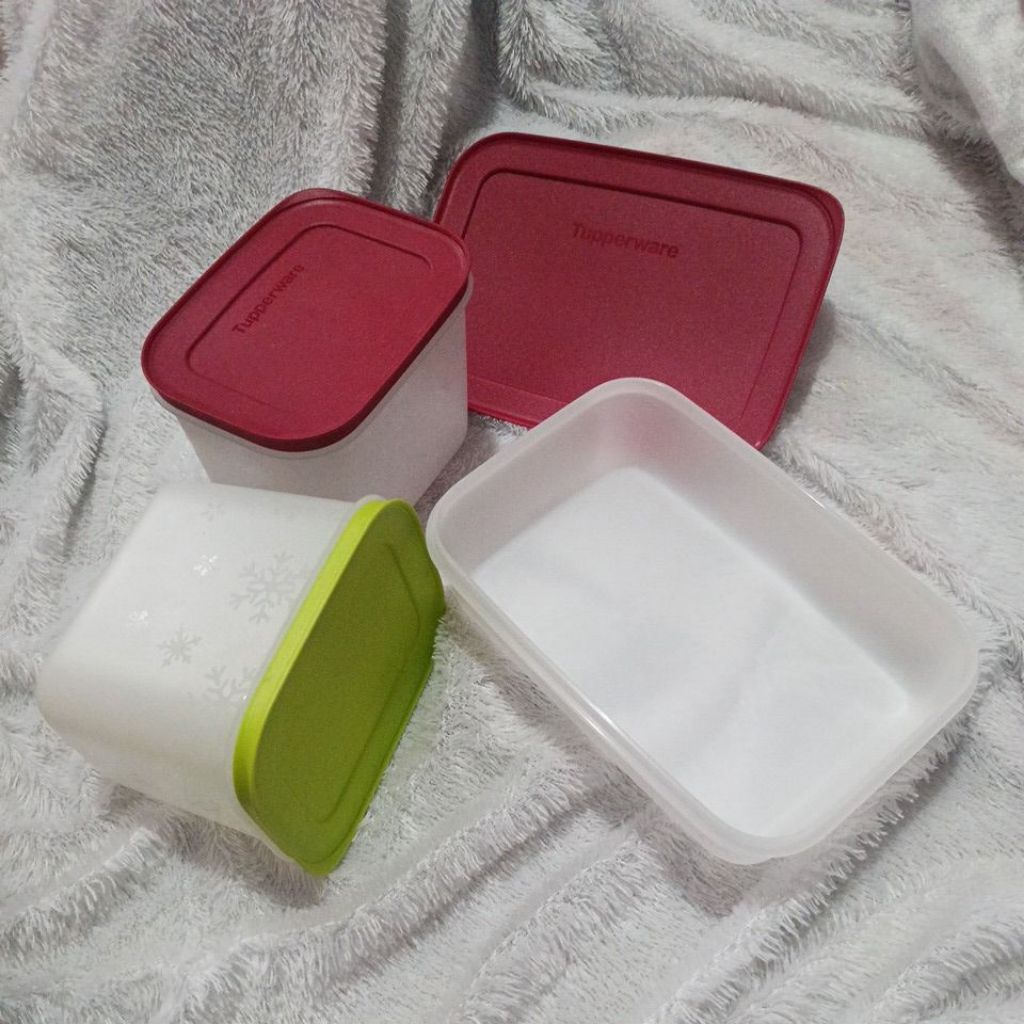 frozy cozy Tupperware