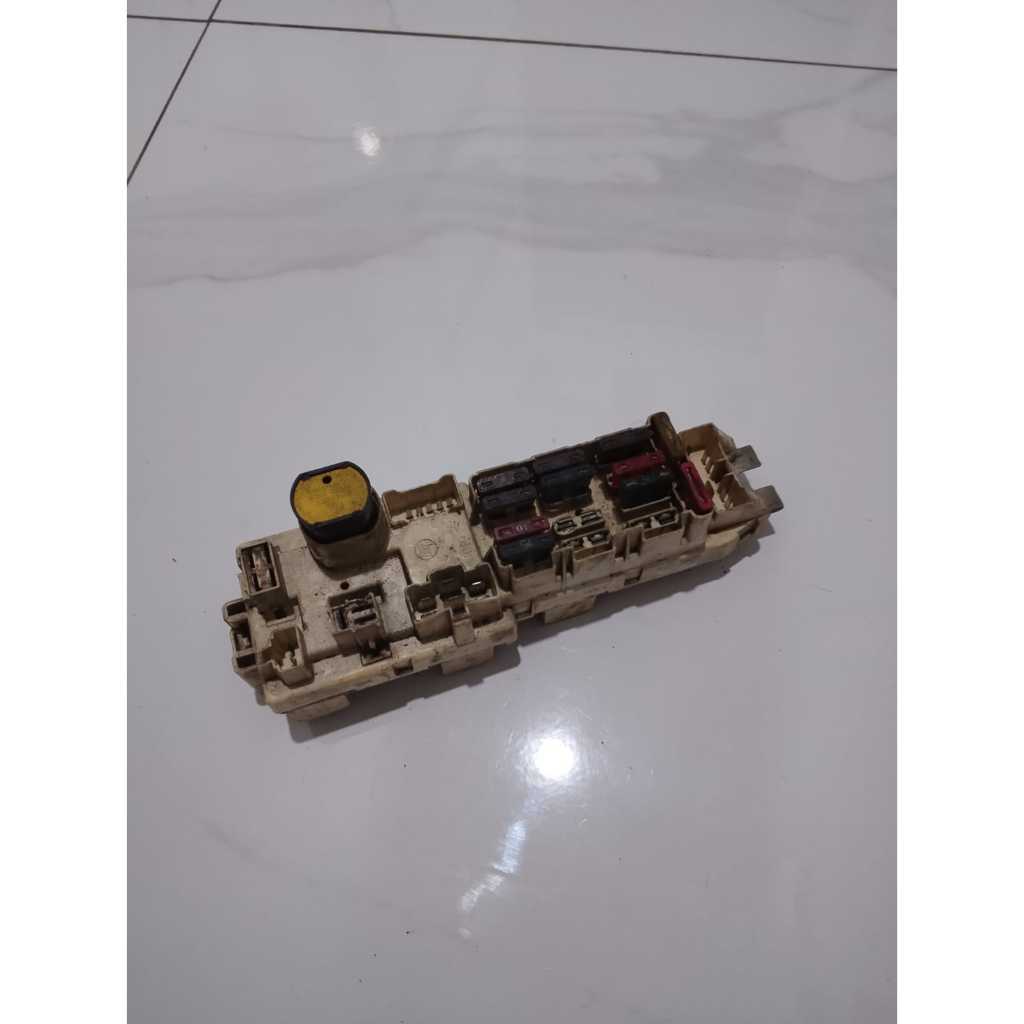 BOX FUSE COROLLA SE COPOTAN ORIGINAL