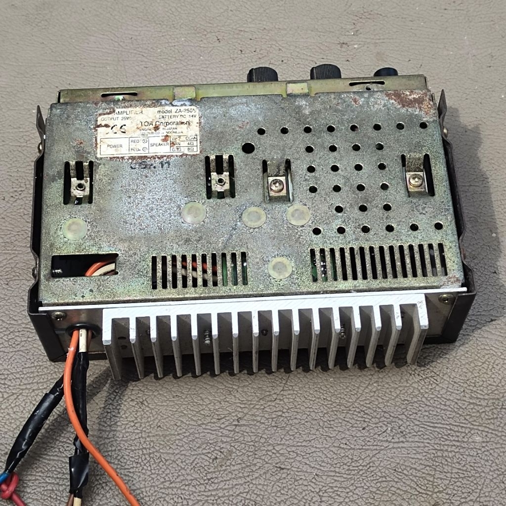 Car Amplifier TOA ZA-250S power Amplifier mobil BACA MINUS