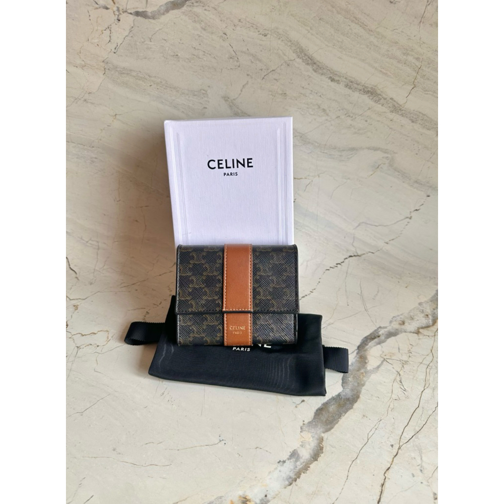 Preloved celine trifold triomphe wallet leather brown tan authentic original dompet