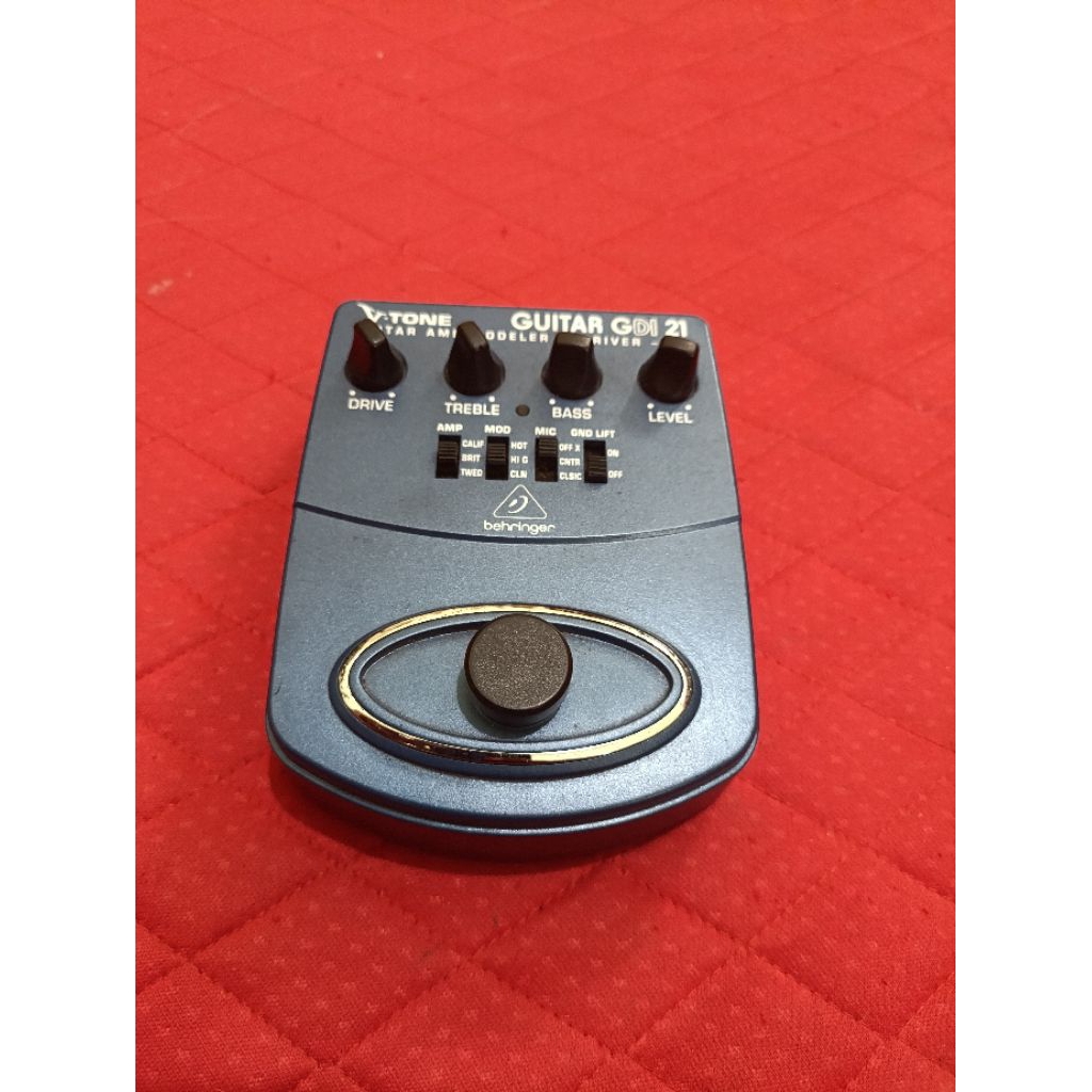 Ped efek gitar Behringer GDi21 preamp pedal distorsi overdrive