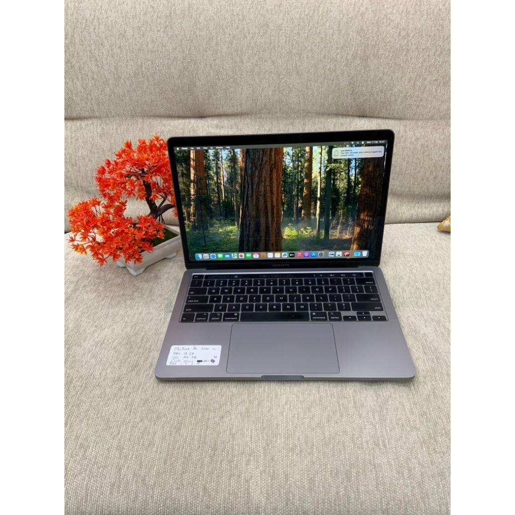 macbook pro 2020 cto i5 16gb 256gb murmer