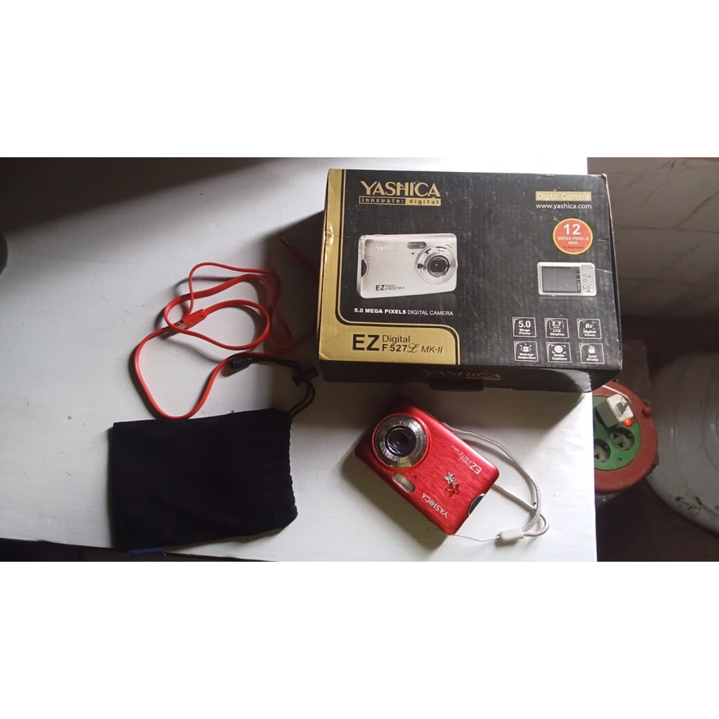 Digicam yashica second