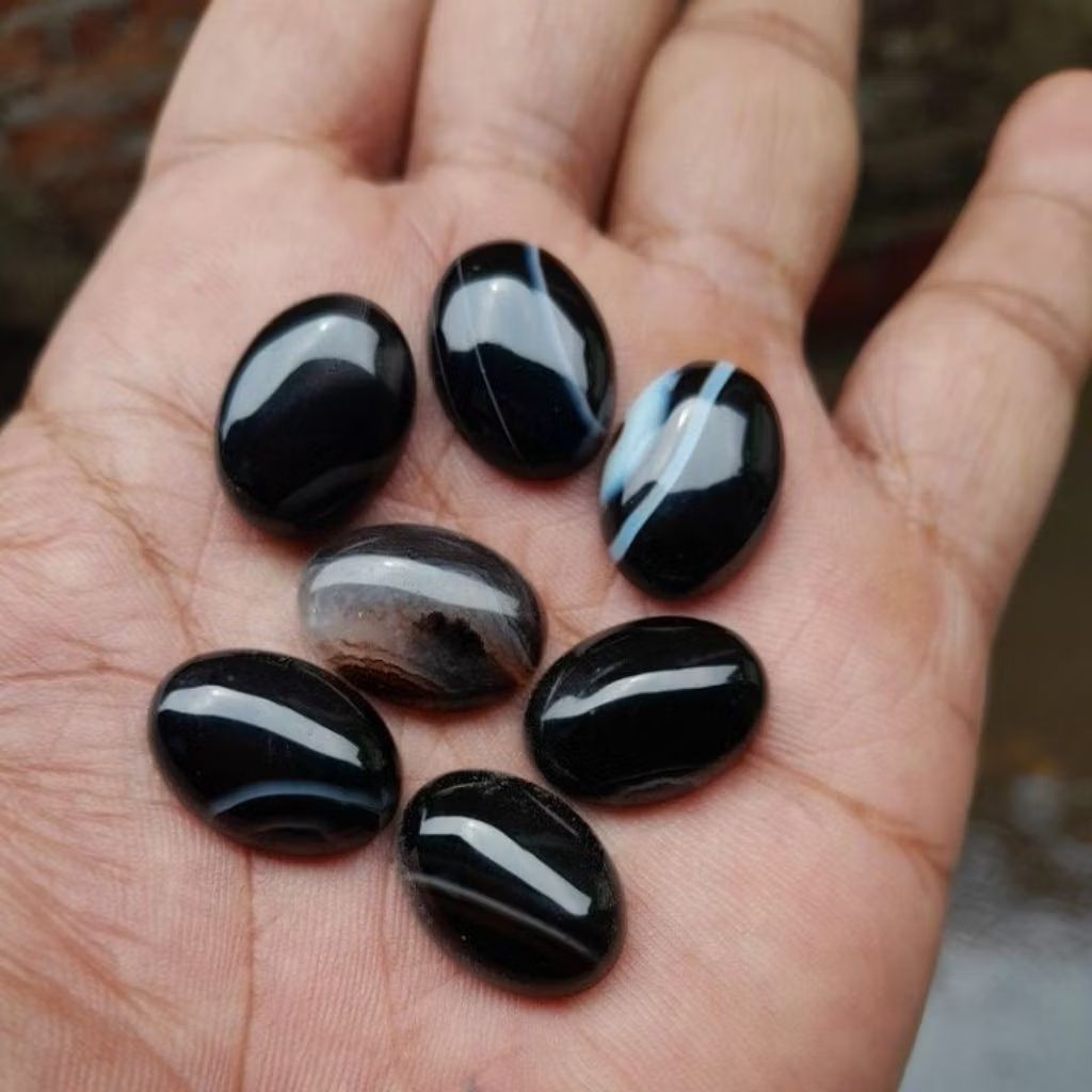 Batu akik Sulaiman Hitam 18x13mm natural