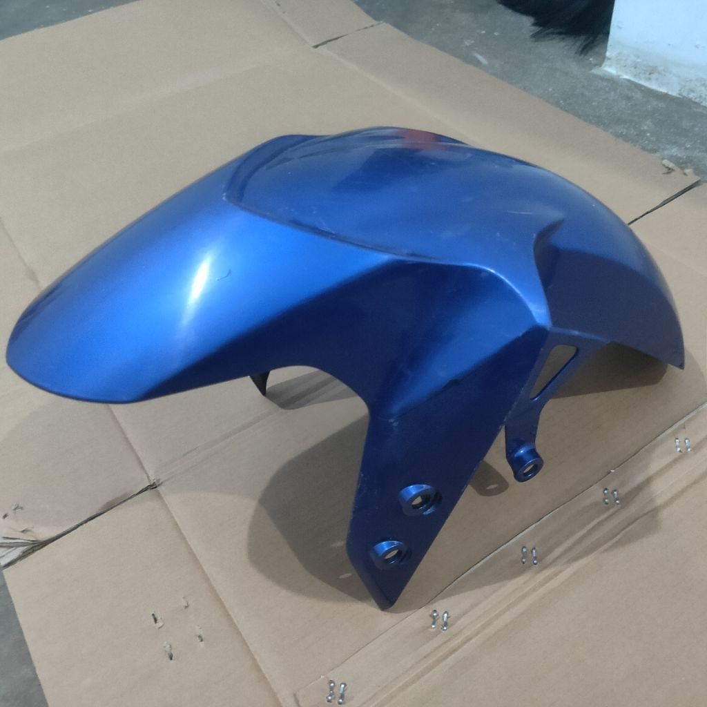 Sepakbor depan Yamaha r15 V3