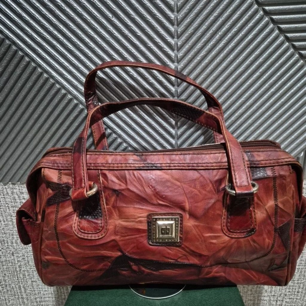 Tas tote kulit motif patchwork Arnaldo Bassini