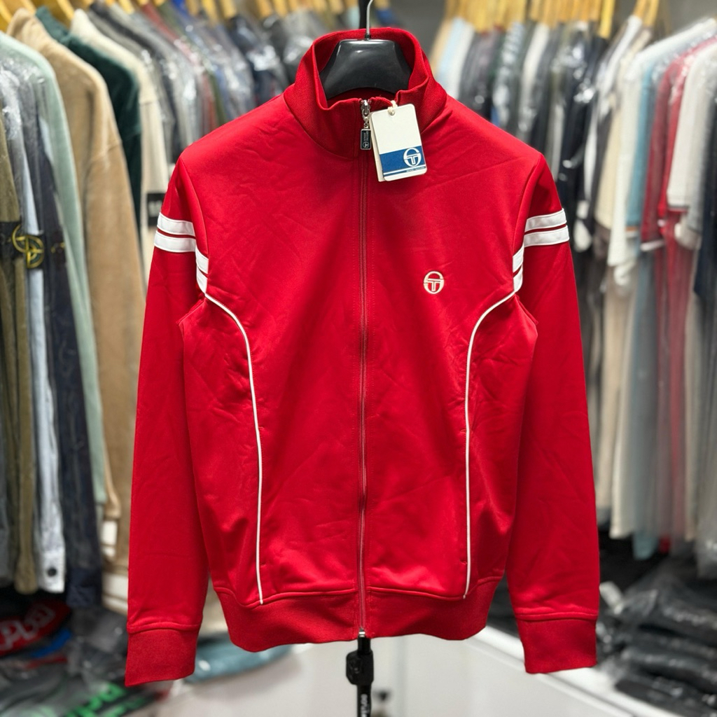 Tracktop Sergio Tacchini Fjord Red  Brand New With Tags 100% Original  Size : S ( 66 X 50 )  IDR 1.3