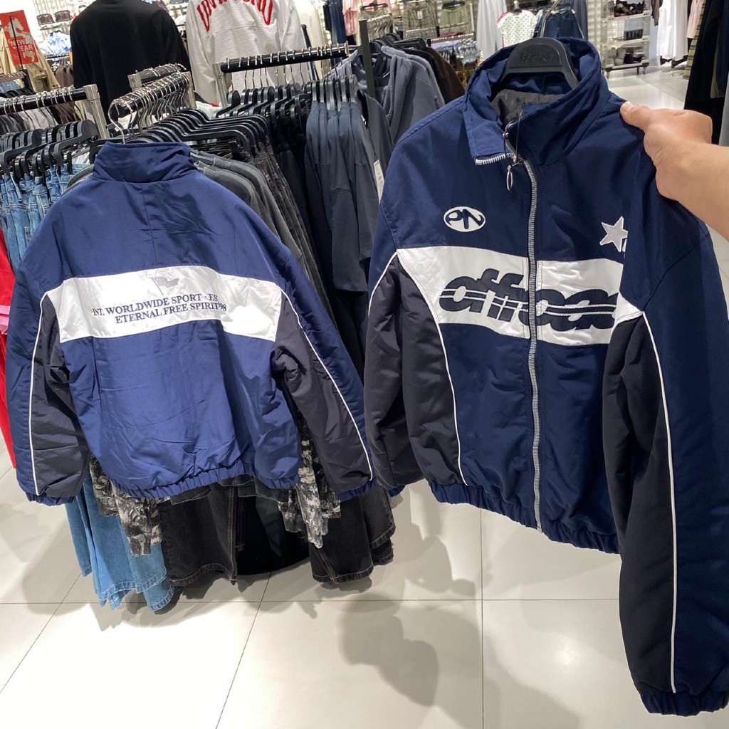 JASTIP. Jacket Parka Zipper Bershka (MAN)