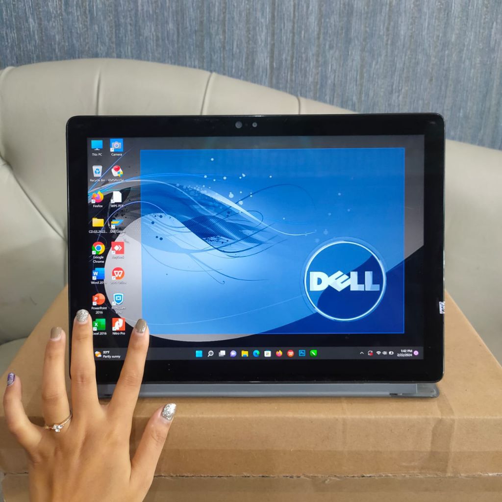 Laptop Dell Latitude 7200, 2 In 1, Core i7-8665U, Ram 16 Gb / 256Gb, Touchscreen, Bisa dilepas jadi 