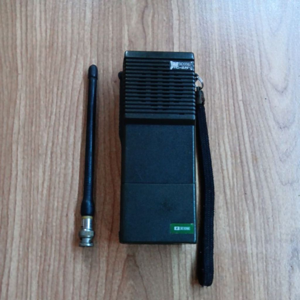 HT ICOM IC-2N BEKAS PAKAI KONDISI RUSAK