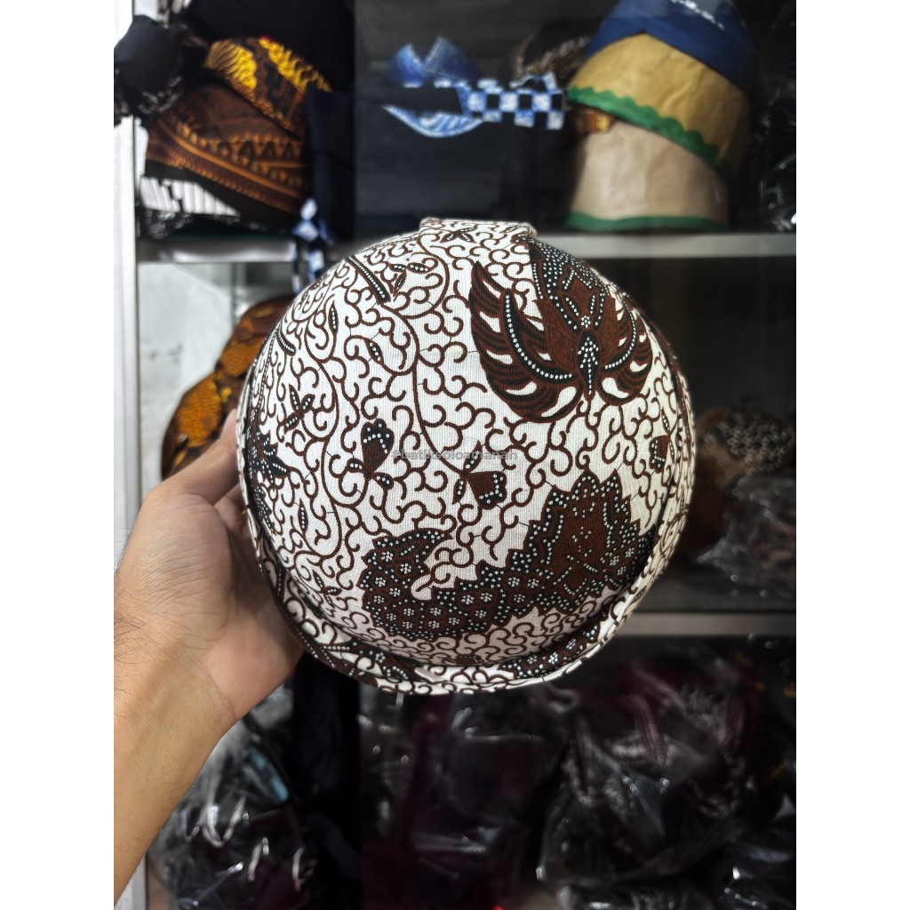 BLANGKON SOLO MOTIF UWER WAHYU TUMURUN BATIKSURYASOLO