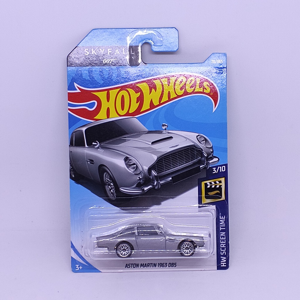 Hotwheels Aston Martin 1963 DBS SkyFall die cast 1/64