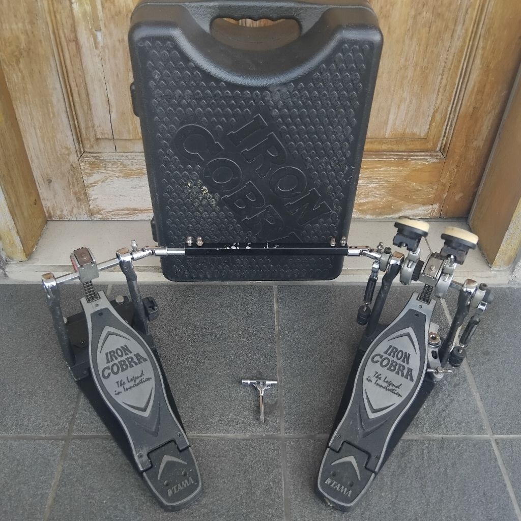 DOUBLE PEDAL DRUM TAMA IRON COBRA HP900
