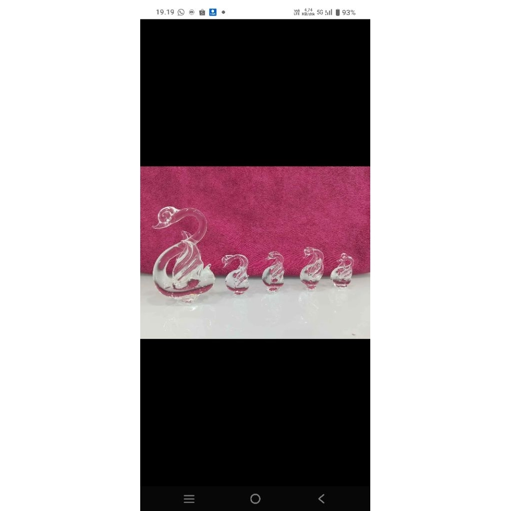 kristal angsa pajangan