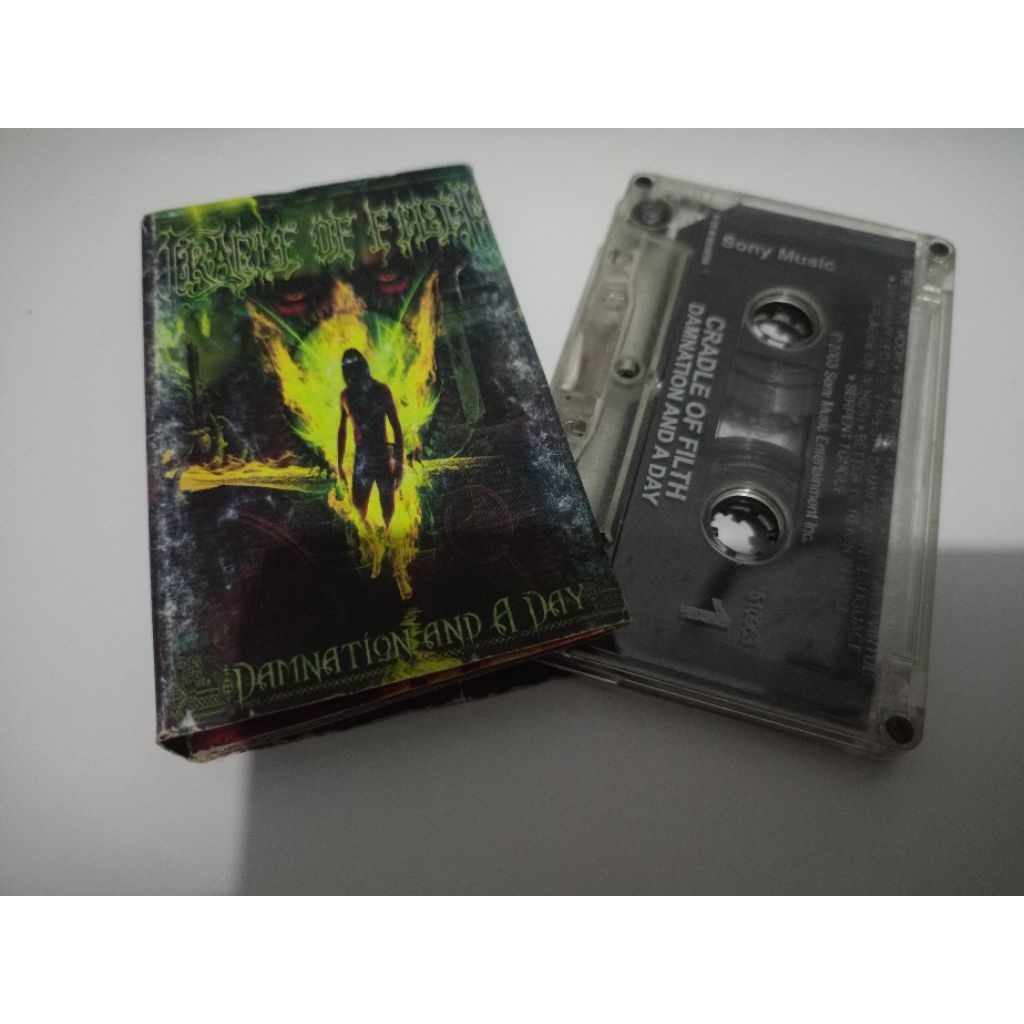 kaset cradle of filth - damnation n a day