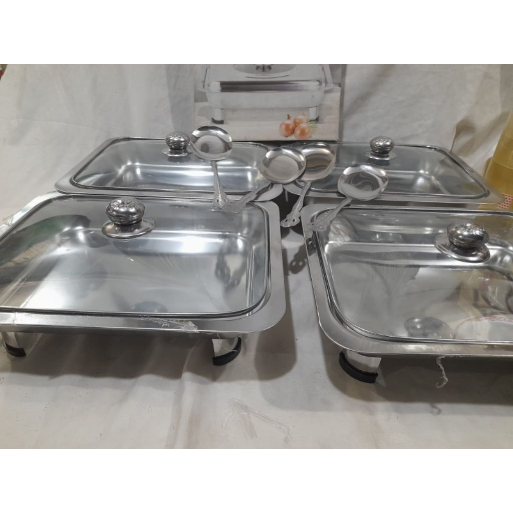 Prasmanan stainless tutup kaca fullmerk BMW pake kotakukuran 34 x 28 x 4 cmSatu set prasmanan petak 