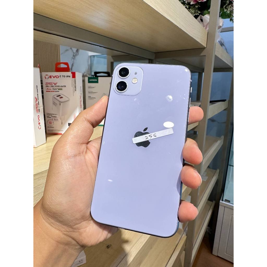 iPhone 11 256GB Mulus Fullset Bea Cukai Sinyal Permanen All Operator No Minus