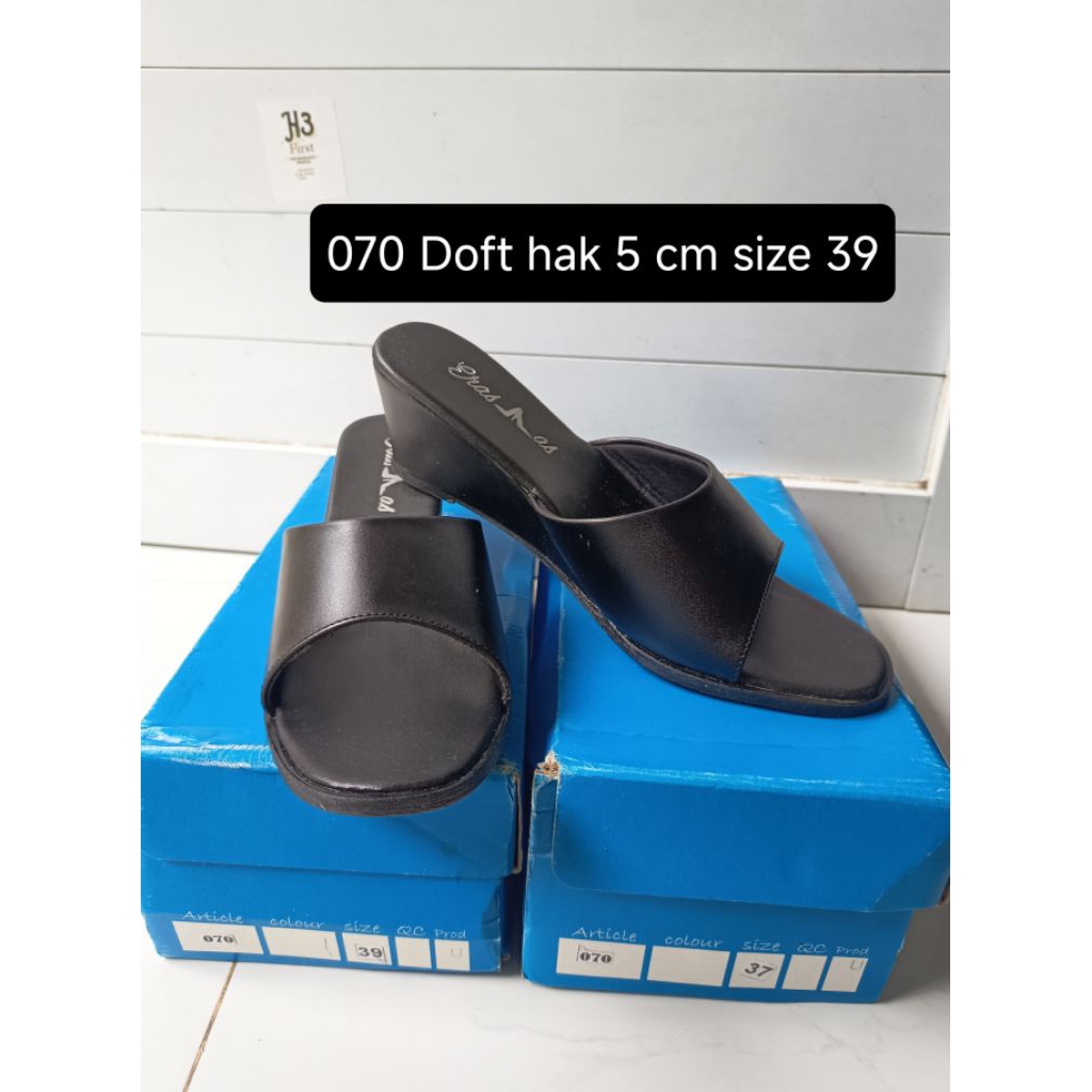 Sale sepatu erasmas